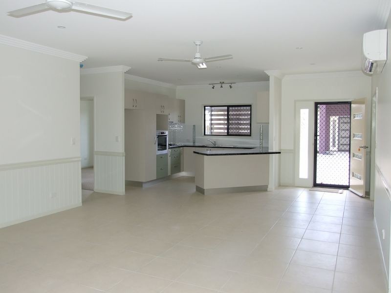 34-36 Regent Street, Granville QLD 4650