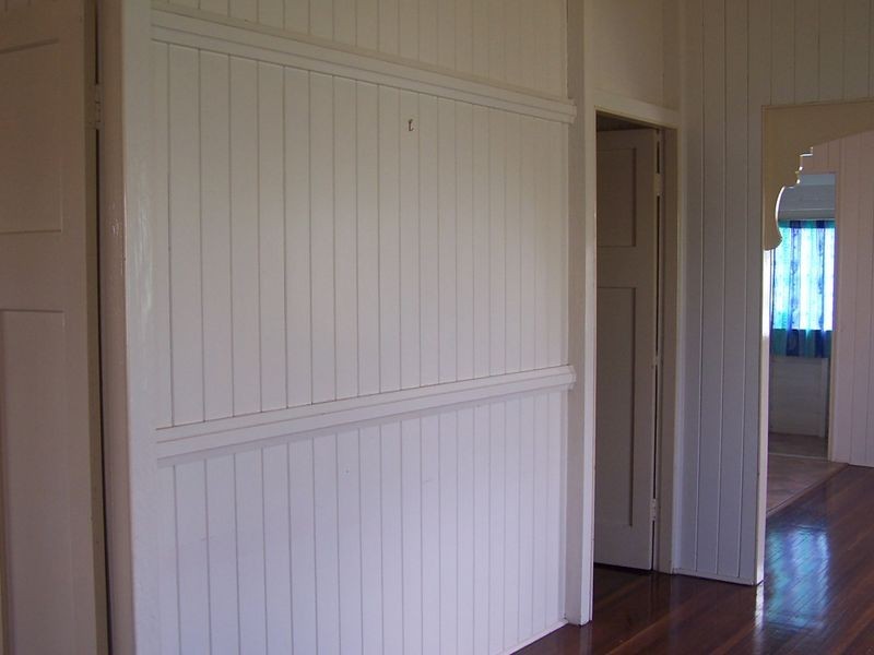 8 Maryborough Street, Granville QLD 4650