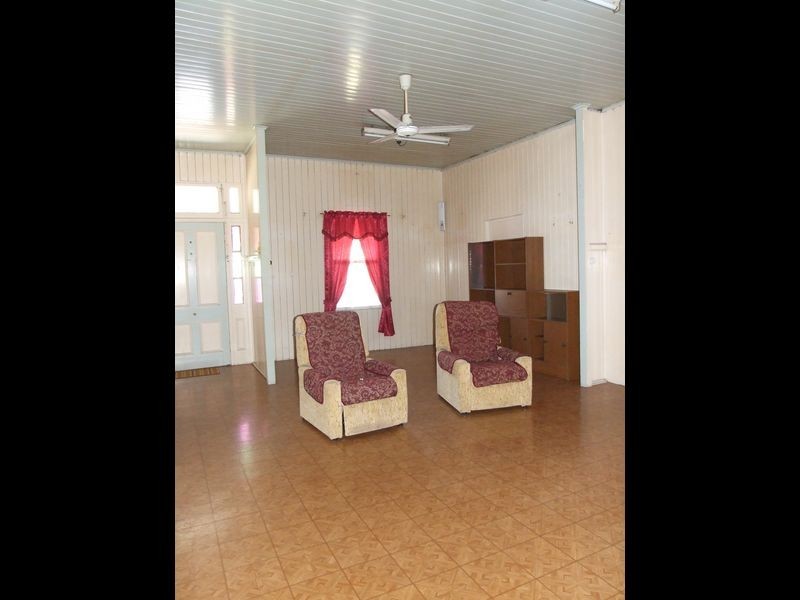 10 Hawthorne Street, Maryborough QLD 4650