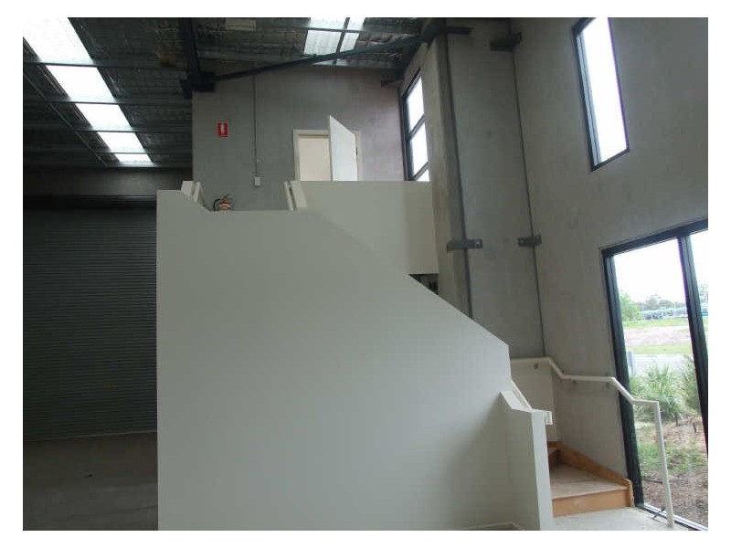 Unit 2/33 Enterprise Circuit, Maryborough West QLD 4650