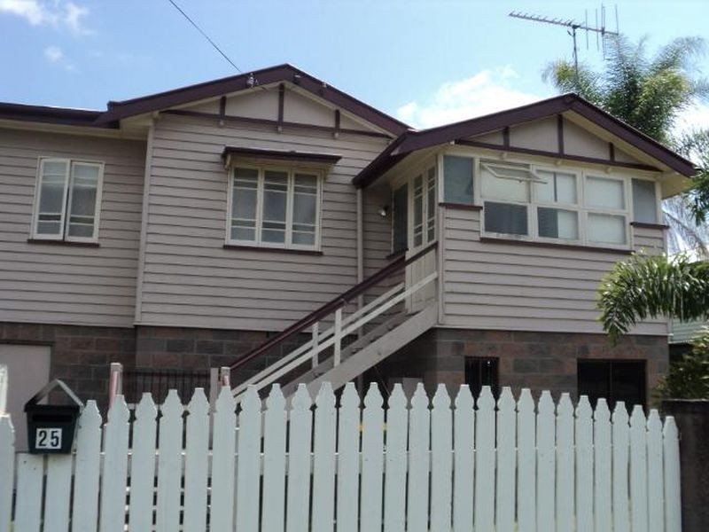 25 Arbury Street, Maryborough QLD 4650