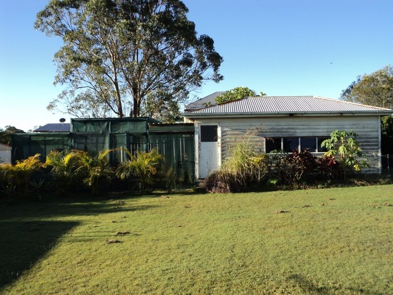 33 Stafford Street, Maryborough QLD 4650