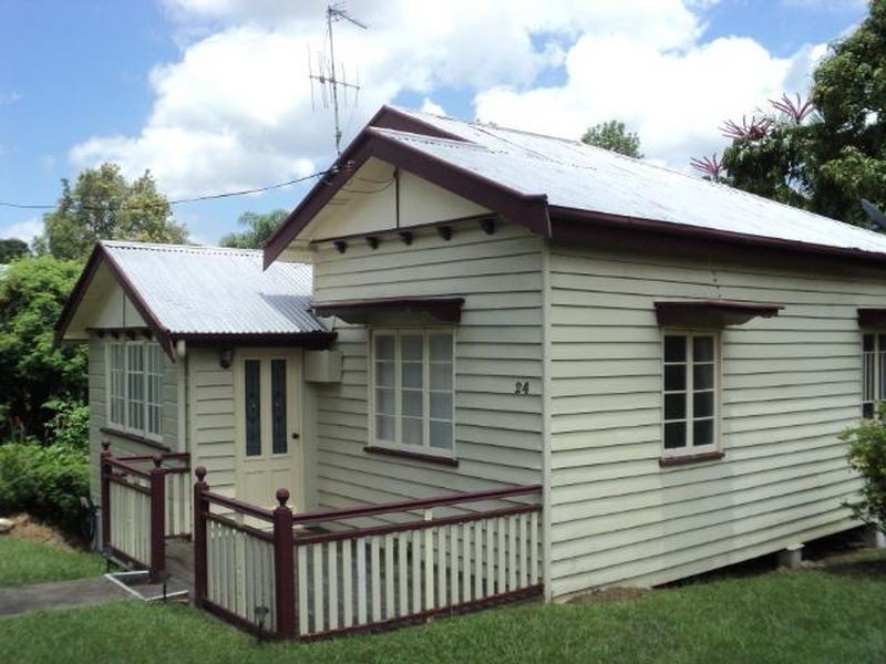 24 March Street, Maryborough QLD 4650