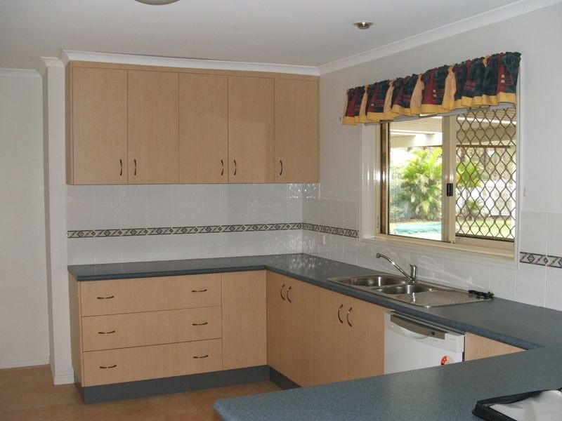 120 Berallan Drive, Maryborough QLD 4650