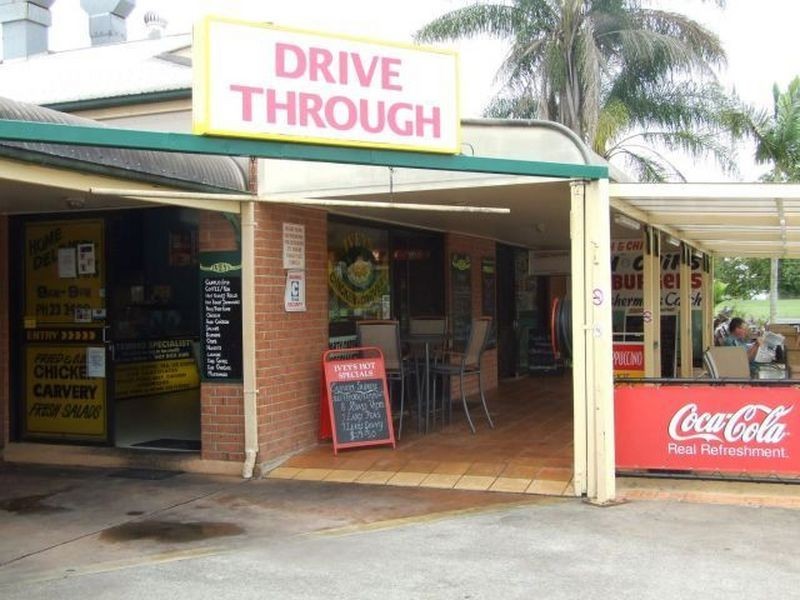 26 Gympie Rd, Tinana QLD 4650