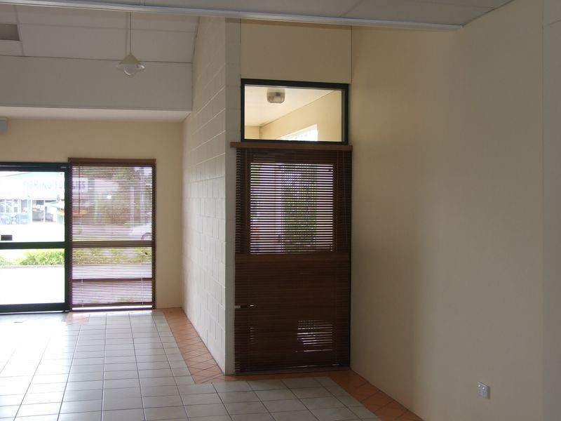 98 Bazaar Street, Maryborough QLD 4650