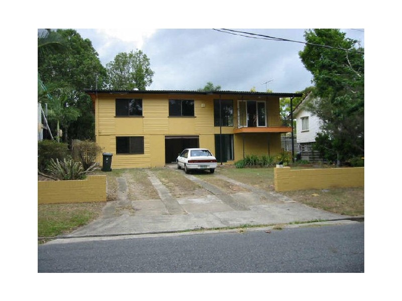31 Kinnerton Street, Chermside West QLD 4032
