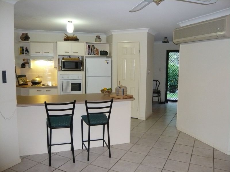 4 Harbord Place, Albany Creek QLD 4035