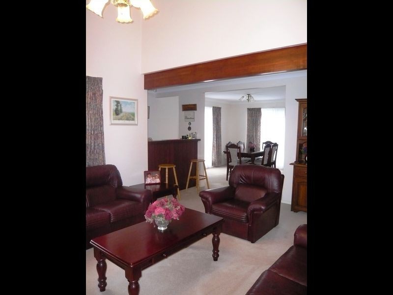 7 Allira Cr, Carseldine QLD 4034