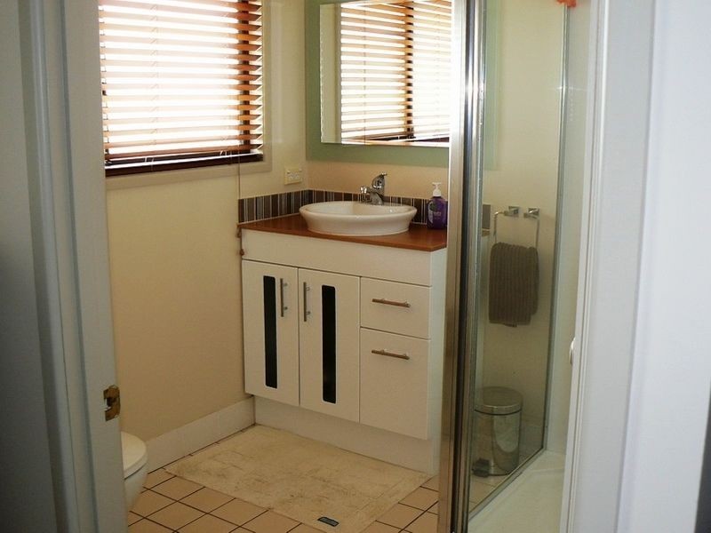 7 Allira Cr, Carseldine QLD 4034