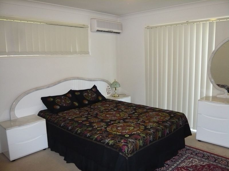 9 Azalea Cr, Fitzgibbon QLD 4018