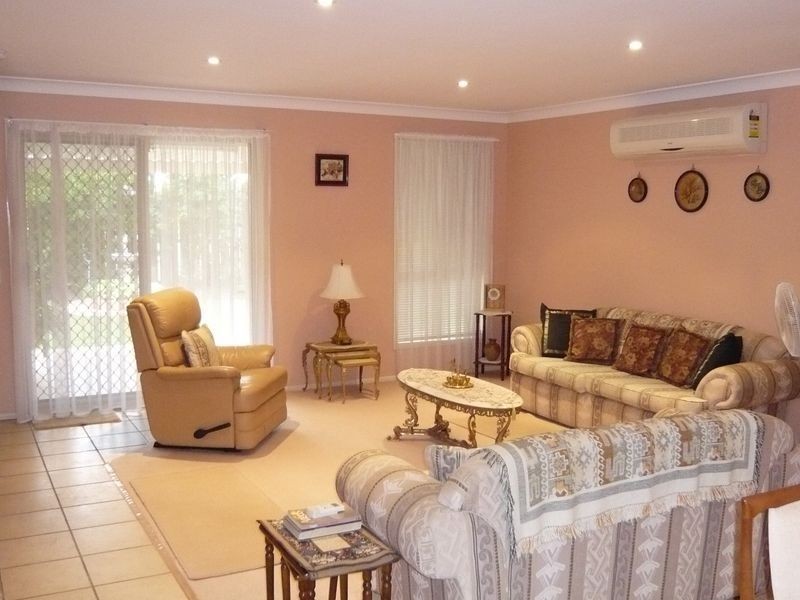 53 Azalea Cr, Fitzgibbon QLD 4018