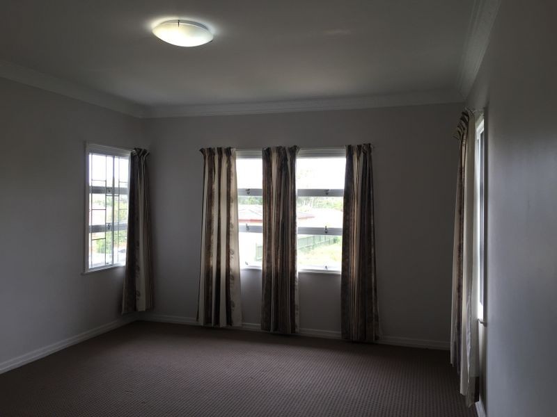 8 Ronmack Street, Chermside QLD 4032