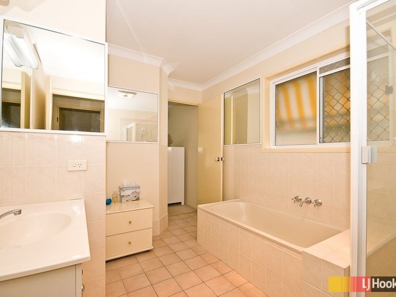 122 White Street, Wavell Heights QLD 4012