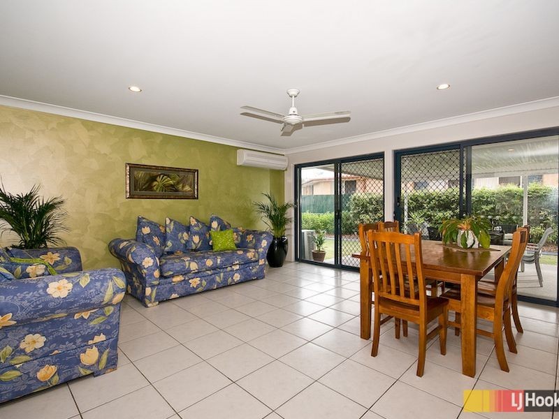 8 Wallum Close, Carseldine QLD 4034