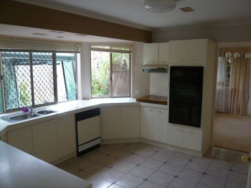 54 Graham Road, Carseldine QLD 4034