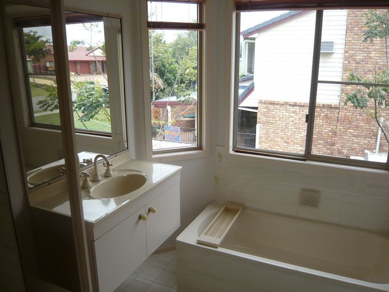 54 Graham Road, Carseldine QLD 4034