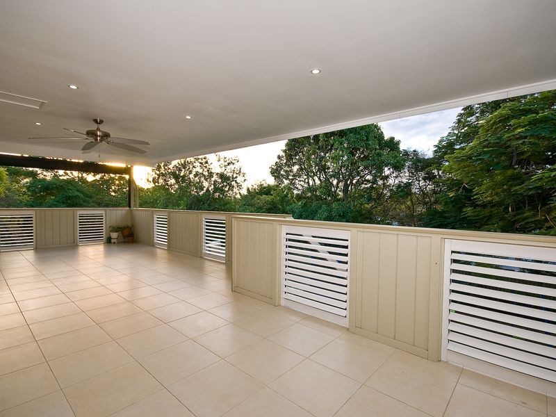 26 Ellerdale Street, Aspley QLD 4034