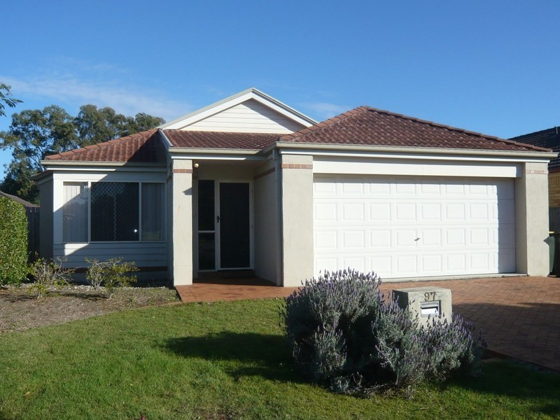 97 Wimbledon Cct, Carseldine QLD 4034