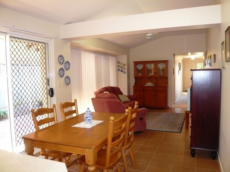 97 Wimbledon Cct, Carseldine QLD 4034