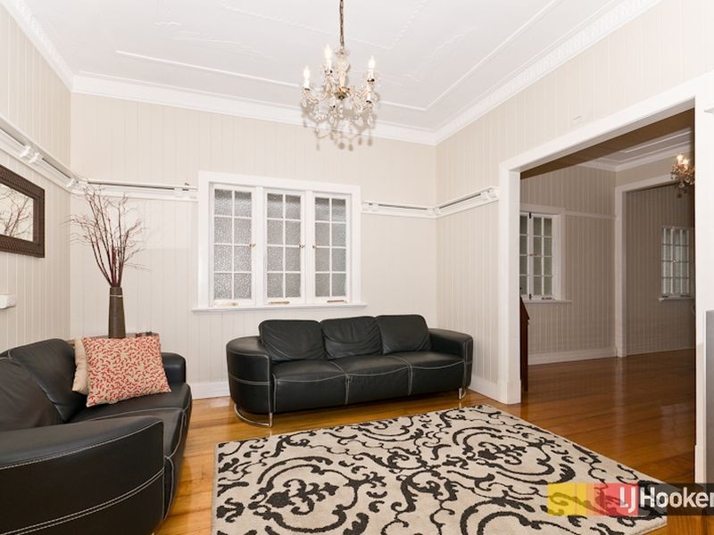 36 Oliver Street, Kedron QLD 4031