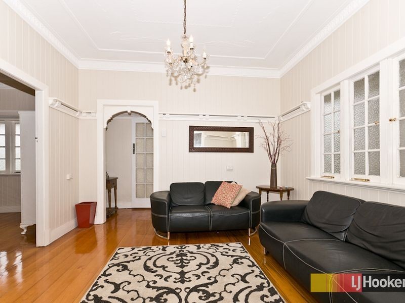 36 Oliver Street, Kedron QLD 4031