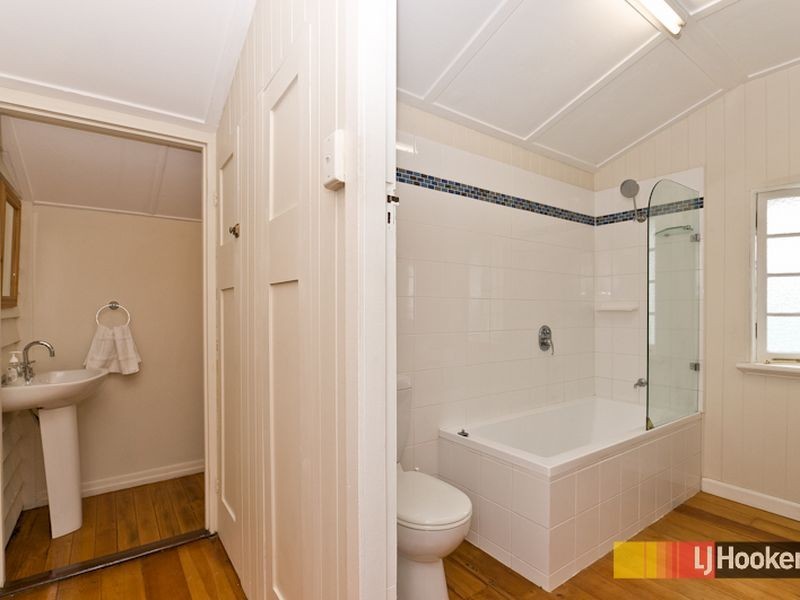 36 Oliver Street, Kedron QLD 4031