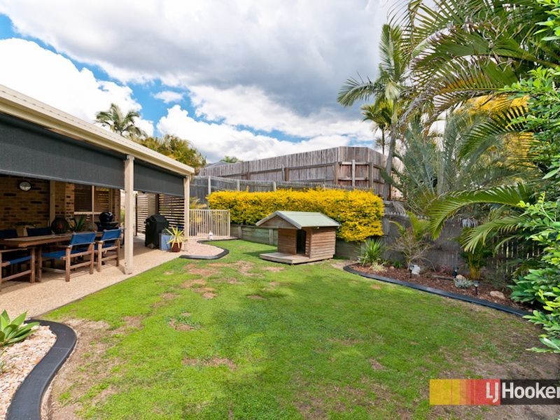 17 Phoenix Court, Eatons Hill QLD 4037