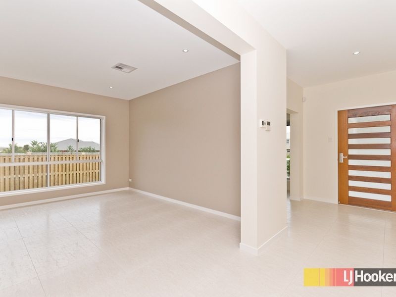 3 Belvista Place, Bridgeman Downs QLD 4035