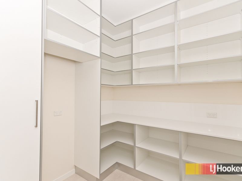 3 Belvista Place, Bridgeman Downs QLD 4035