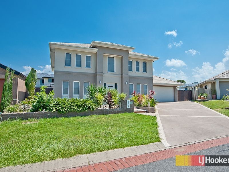 16 Laguna Place, Bridgeman Downs QLD 4035