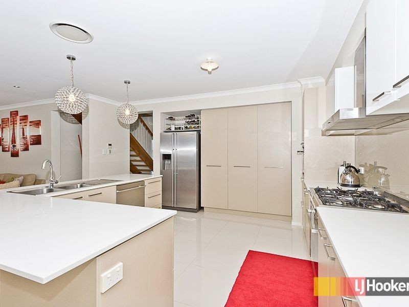 16 Laguna Place, Bridgeman Downs QLD 4035