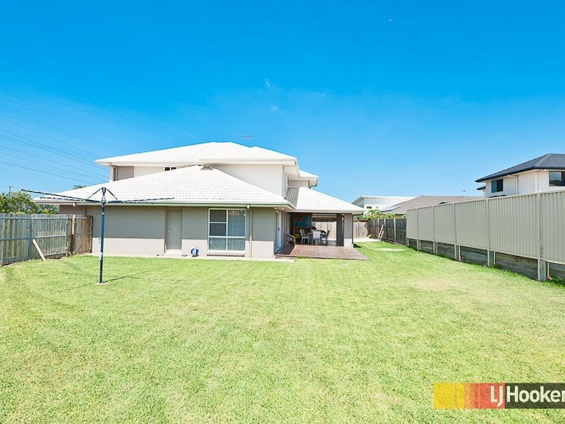 16 Laguna Place, Bridgeman Downs QLD 4035
