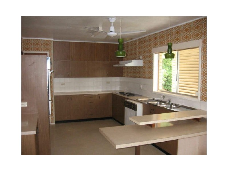 16 Cara Street, Aspley QLD 4034