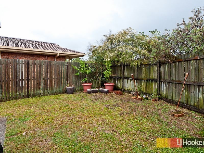 2/29 Hibiscus Cct, Fitzgibbon QLD 4018