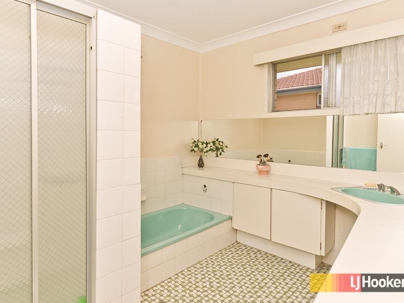 8 Rosanne Street, Aspley QLD 4034