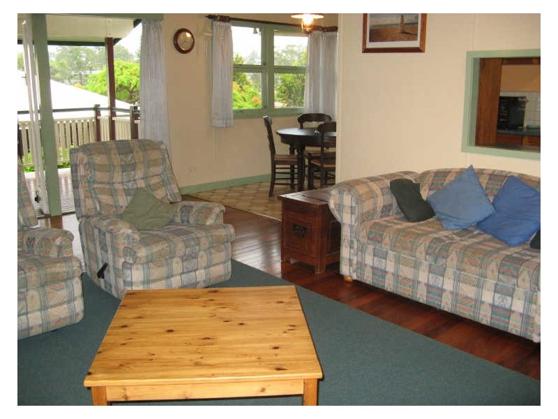 19 Kendale Street, Stafford Heights QLD 4053