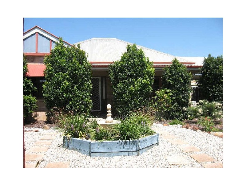 3 Desert Willow Way, Fitzgibbon QLD 4018