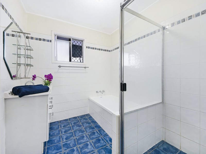 6 Pullford Street, Chermside West QLD 4032