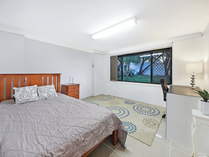 6 Pullford Street, Chermside West QLD 4032