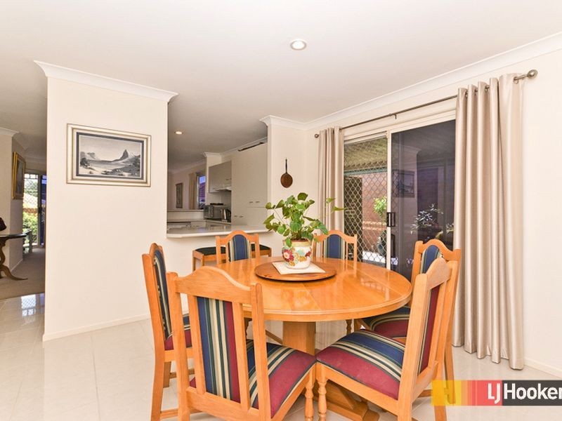 34 Wimbledon Cct, Carseldine QLD 4034