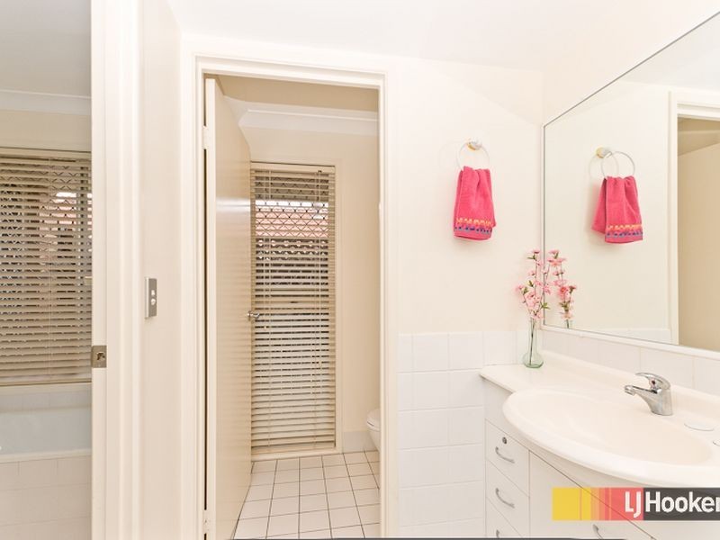 34 Wimbledon Cct, Carseldine QLD 4034