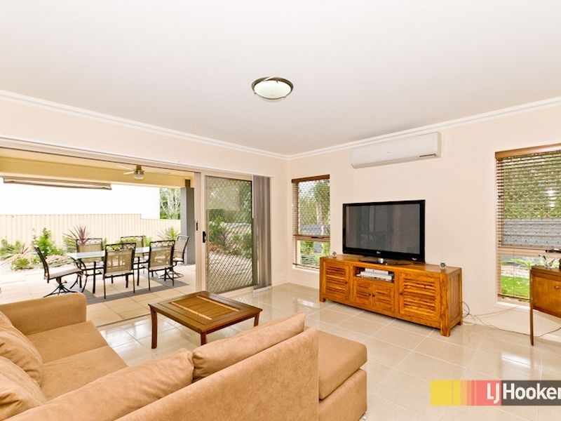 11 Silverbirch Place, Bridgeman Downs QLD 4035