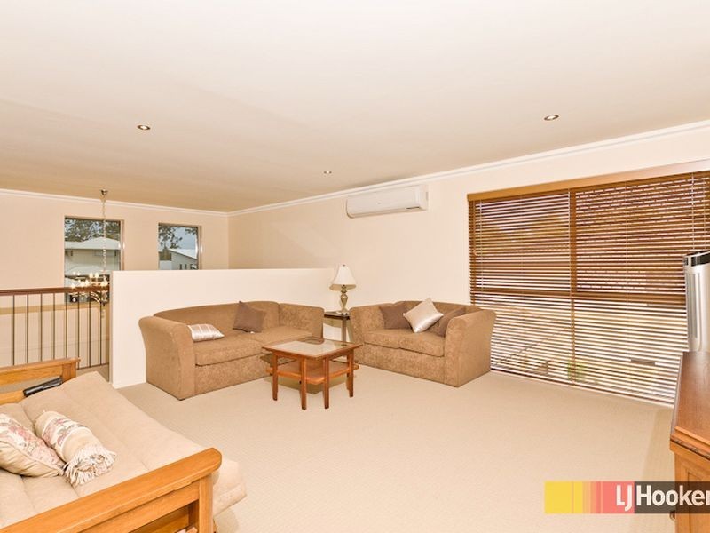11 Silverbirch Place, Bridgeman Downs QLD 4035