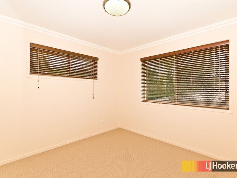 11 Silverbirch Place, Bridgeman Downs QLD 4035