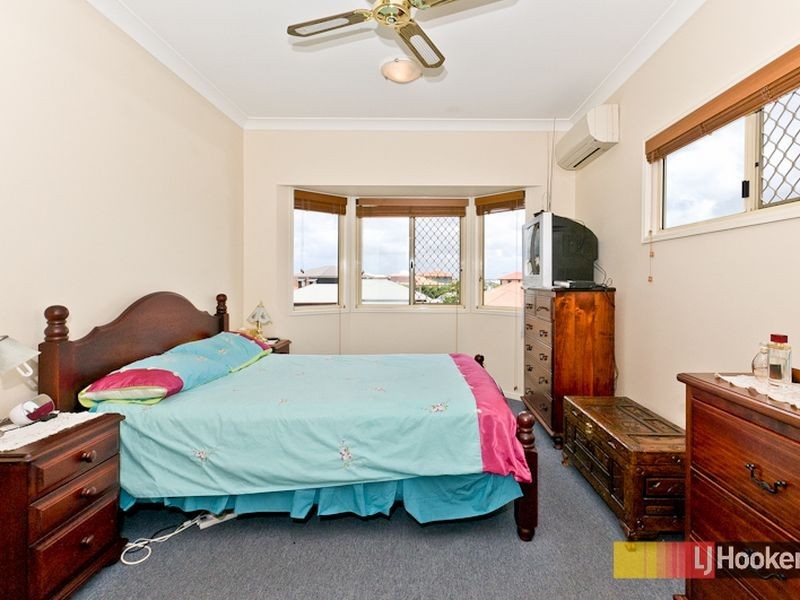 112 Saraband Drive, Eatons Hill QLD 4037