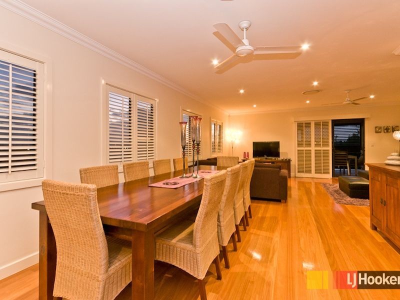 10 Warraba Avenue, Wavell Heights QLD 4012