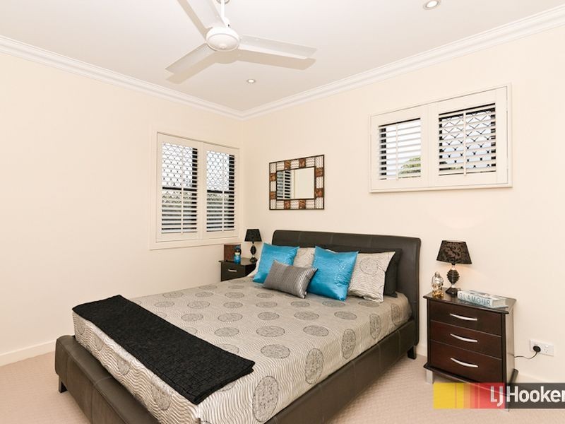 10 Warraba Avenue, Wavell Heights QLD 4012