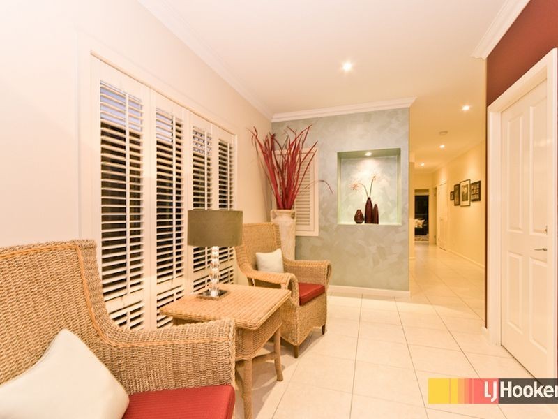 10 Warraba Avenue, Wavell Heights QLD 4012