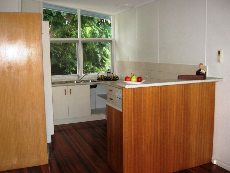 7 Cuthbert Street, Aspley QLD 4034
